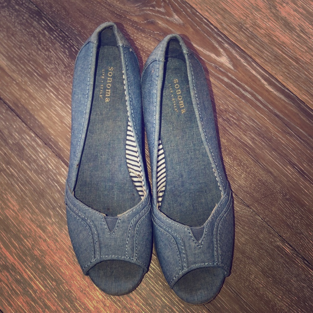 Very good condition sonoma heal sized 7 1/2 US